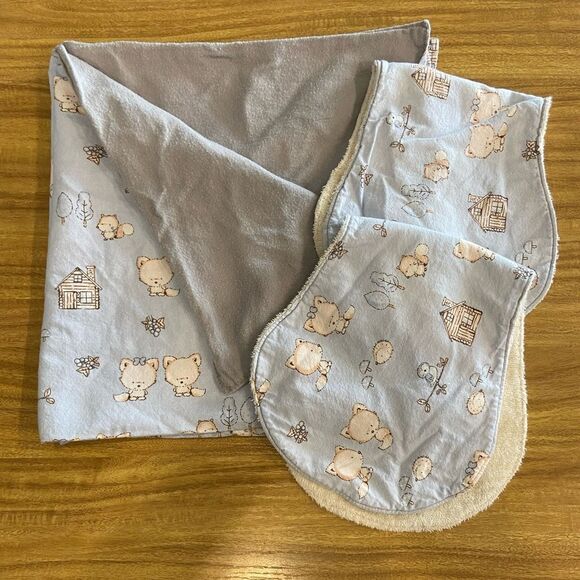 Infant Blanket and 2 Matching Burp Cloths Blue Gray - Picture 1 of 2